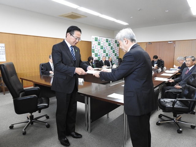 平成30年度行政監査提出
